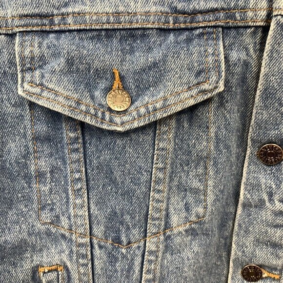Denim Jeans Jacket Made in the USA. Wild Blueberries Imprint. Medium. - Picture 8 of 8